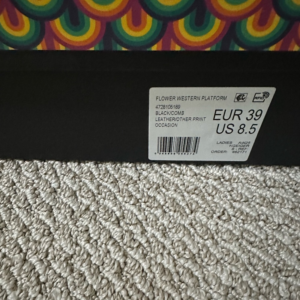 Kurt Geiger Black and White Floral Sandals - Picture 5 of 5